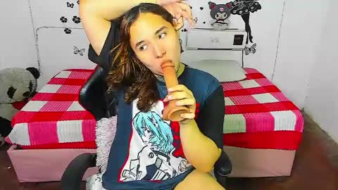 Snapshot of _cutekat chatting on 14, 4, 2026 katerine online show from 14, 4, 2026