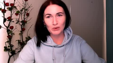 _cutie_and_shy_ online show from 9, 4, 2026