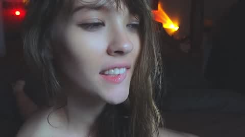 Snapshot of _demi_dee_ chatting on 25, 12, 2024 DemiDee online show from 25, 12, 2024