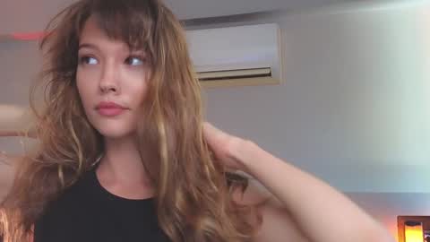 Snapshot of _demi_dee_ chatting on 26, 1, 2025 DemiDee online show from 26, 1, 2025