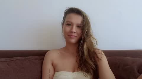 DemiDee online show from 3, 11, 2025