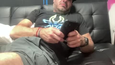 Snapshot of _direwolf_ chatting on 11, 6, 2026 _direwolf_ online show from 11, 6, 2026