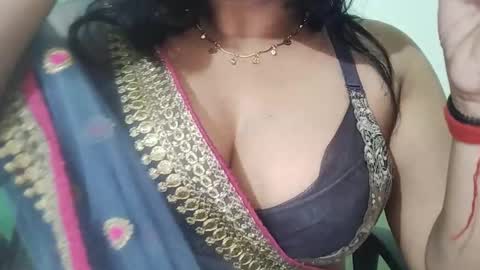 Snapshot of _dreamgirl_0 chatting on 1, 3, 2026 _dreamgirl_0 online show from 1, 3, 2026