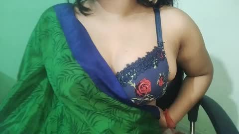 _dreamgirl_0 online show from 5, 4, 2026