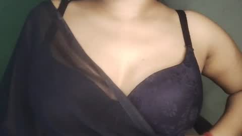 _dreamgirl_0 online show from 8, 6, 2026