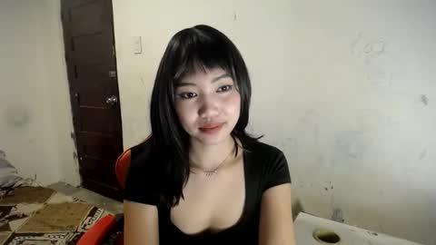 Snapshot of _ellevivien chatting on 22, 3, 2026 Elle online show from 22, 3, 2026