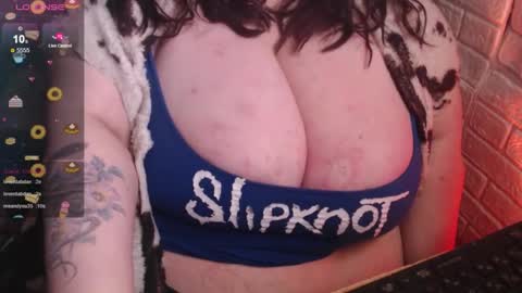 LIsa online show from 4, 12, 2025