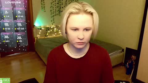 chloue and Gretta online show from 15, 12, 2024