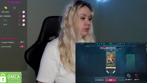 chloue and Gretta online show from 6, 2, 2025