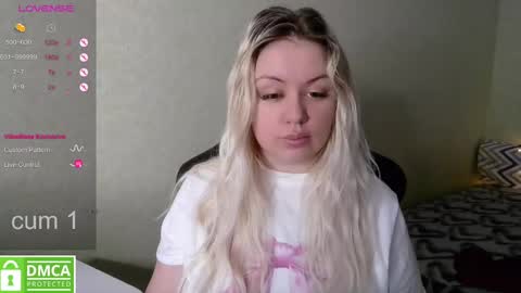 chloue and Gretta online show from 9, 2, 2025