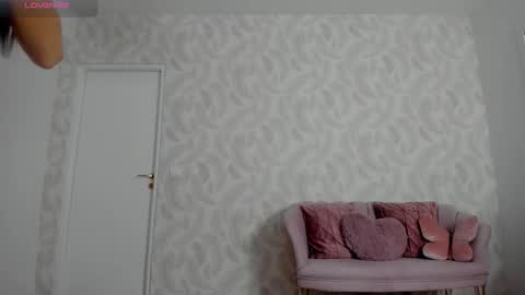 Elysa online show from 26, 9, 2025