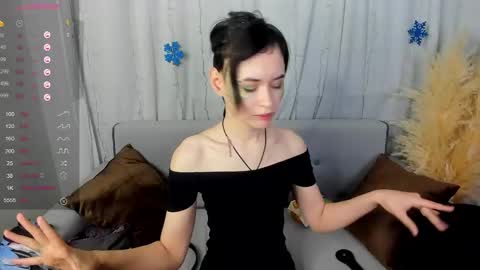 _emily__strike_ online show from 26, 12, 2024