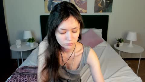 _emily__strike_ online show from 27, 1, 2025