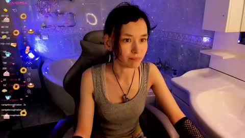 _emily__strike_ online show from 13, 10, 2025