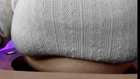 Snapshot of _emily_rosee_ chatting on 25, 10, 2025 Emily online show from 25, 10, 2025