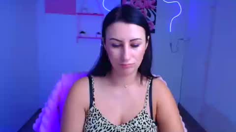 Snapshot of _emma_lay chatting on 3, 11, 2025 Emma online show from 3, 11, 2025