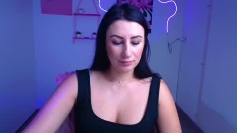 Snapshot of _emma_lay chatting on 24, 11, 2025 Emma online show from 24, 11, 2025