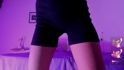 Snapshot of _emmawats chatting on 6, 7, 2026 Val Wats online show from 6, 7, 2026