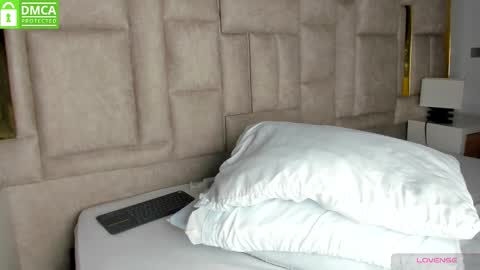 _eris_rose online show from 18, 10, 2025