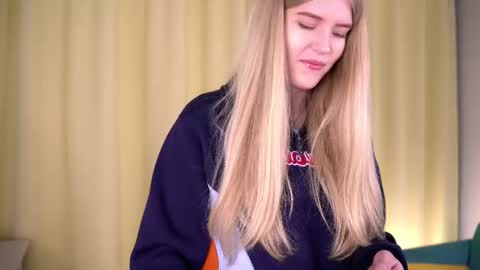 Snapshot of _ethereal_vibe_ chatting on 3, 3, 2026 Maria online show from 3, 3, 2026