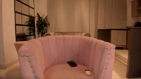 Eva online show from 18, 12, 2025