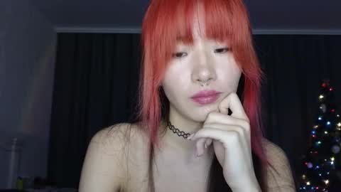 EveEva online show from 5, 12, 2024