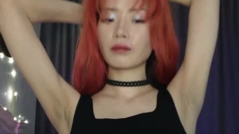 EveEva online show from 3, 1, 2025