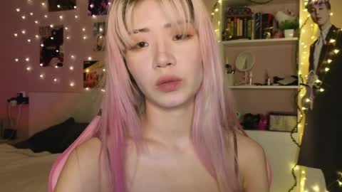 EveEva online show from 4, 4, 2026