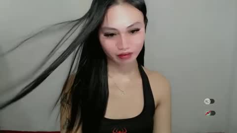 STEFFANNY WELL. online show from 1, 1, 2025