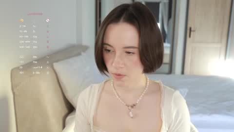 Essie  online show from 17, 3, 2026