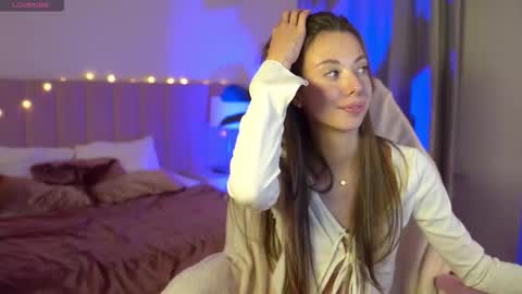 Goldy Grace online show from 19, 9, 2025