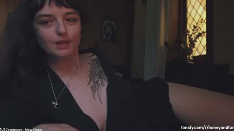 Jacqui  Queen goddess motorcycle mozzarella Jaq  next livestream see bio online show from 3, 5, 2026