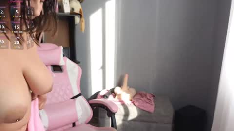Snapshot of _gala__ chatting on 2, 1, 2025 we are hot friends online show from 2, 1, 2025