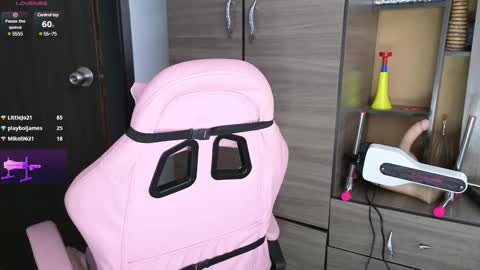 Snapshot of _gala__ chatting on 18, 2, 2025 we are hot friends online show from 18, 2, 2025