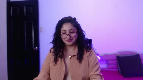 Snapshot of _gia_dior chatting on 17, 12, 2025 Gia Independent model online show from 17, 12, 2025