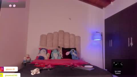 Snapshot of _giovaa_ chatting on 27, 11, 2025 G I O V A online show from 27, 11, 2025