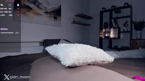 Rina online show from 8, 3, 2025