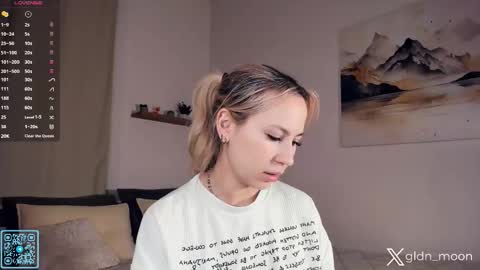 Rina online show from 10, 11, 2025