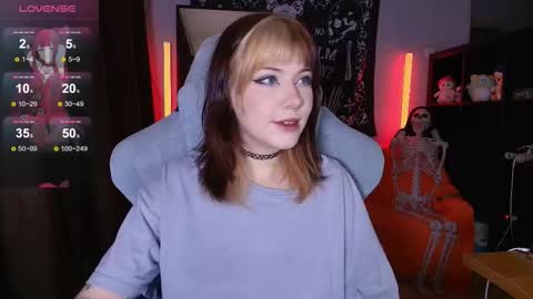 Tori online show from 23, 11, 2025