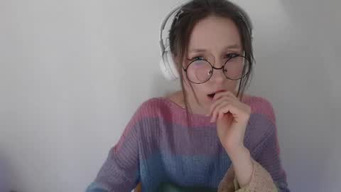 Snapshot of _hanna_moon_ chatting on 23, 4, 2026 Hannaolotl online show from 23, 4, 2026
