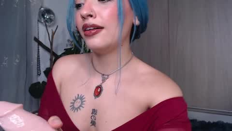 Snapshot of _hotpink chatting on 17, 4, 2026 Jenn online show from 17, 4, 2026
