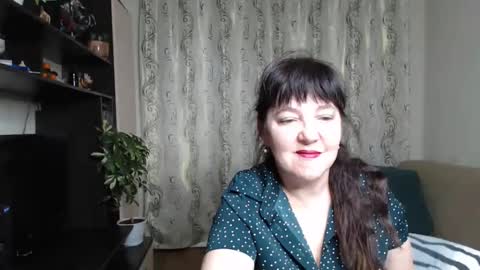 Snapshot of _illusion_ chatting on 20, 10, 2025 Illusion online show from 20, 10, 2025