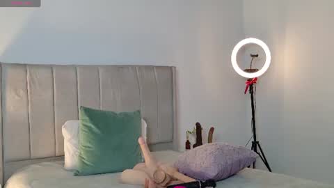 Megan online show from 7, 7, 2026
