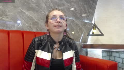 Snapshot of _isaabellaa chatting on 13, 1, 2025 Isa online show from 13, 1, 2025