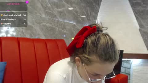 Snapshot of _isaabellaa chatting on 6, 3, 2025 Isa online show from 6, 3, 2025