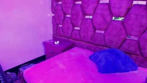 Snapshot of _ivy_luna chatting on 23, 7, 2026 Ivy Luna online show from 23, 7, 2026
