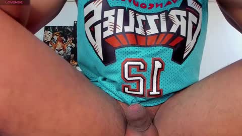 Snapshot of _jahtuzi_ chatting on 5, 3, 2025 JACKTUZZI instagram online show from 5, 3, 2025
