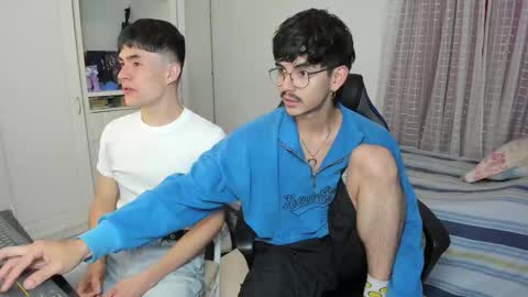 Snapshot of _jamesboy chatting on 31, 10, 2025 James online show from 31, 10, 2025