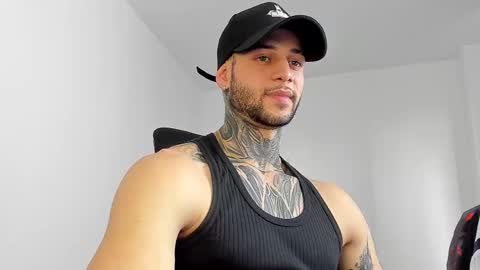 Snapshot of _jamesleandros chatting on 4, 10, 2025 jeison online show from 4, 10, 2025