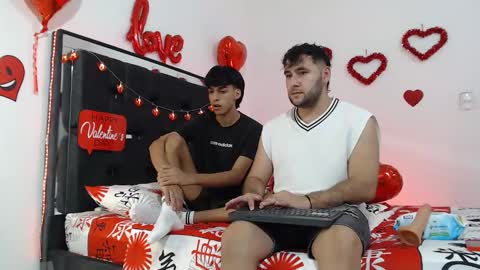 Snapshot of _jhossua_and_valerio_ chatting on 15, 2, 2026 JHOSSUA VALERIO online show from 15, 2, 2026